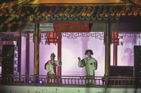 演出現(xiàn)場,。(薛馬義 攝) 演出現(xiàn)場,。(薛馬義 攝)