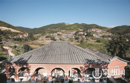 南安眉山鄉(xiāng)觀山村(張九強 攝) 南安眉山鄉(xiāng)觀山村(張九強 攝)