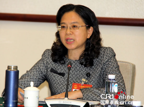 江爾雄 江爾雄