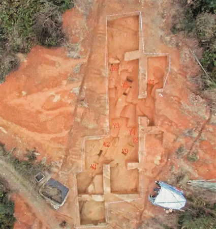 永春苦寨坑原始青瓷窯址遺跡全景 （中國(guó)文物報(bào)）