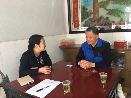 慰問僑眷。 慰問僑眷,。