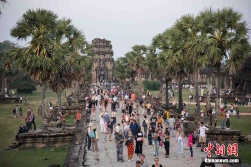 資料圖:柬埔寨旅游景點(diǎn)吳哥窟。 <a target='_blank' >中新社</a>記者 洪堅鵬 攝 資料圖:柬埔寨旅游景點(diǎn)吳哥窟,。 <a target='_blank' >中新社</a>記者 洪堅鵬 攝