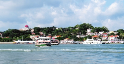 廈門輪渡公司通過廈鼓航線調(diào)整和游客分流,,提高游客旅游體驗。 廈門輪渡公司通過廈鼓航線調(diào)整和游客分流,提高游客旅游體驗,。