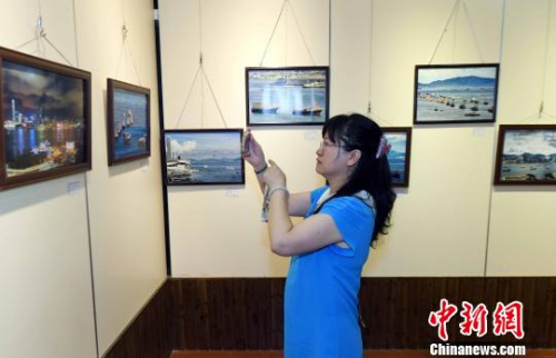 慶祝香港回歸祖國二十周年攝影作品展吸睛,?！∮浾邉⒖筛z