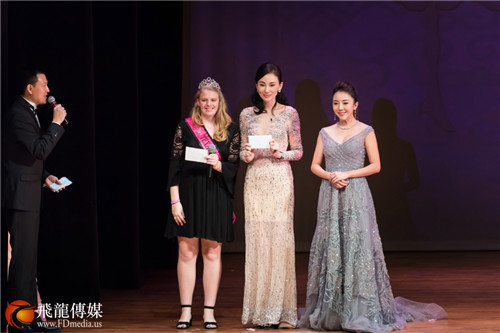 榮獲Texas Teen Miss Amazing 2017,，Anne Marie Buckle 把兩歲小朋友Julianna Montgomery (七月)繪畫(huà)的T恤義賣(mài)款捐給BCG天使媽媽基金會(huì)，這個(gè)基金會(huì)零費(fèi)用,，所有資金全部捐殘障兒童,。