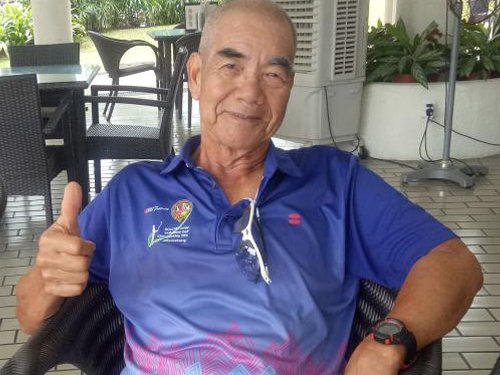 鐘寶和雖高齡81歲,每周仍在新加坡全島騎行近百公里,。 鐘寶和雖高齡81歲,,每周仍在新加坡全島騎行近百公里,。