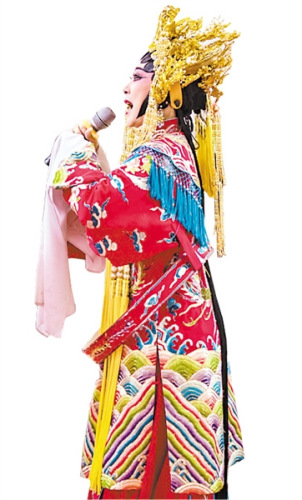 表演中的廣東粵劇院大師們,。廣州日?qǐng)?bào)全媒體記者陳憂子攝 表演中的廣東粵劇院大師們,。廣州日?qǐng)?bào)全媒體記者陳憂子攝