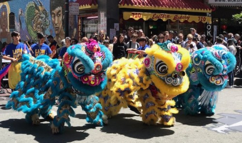 柔功門的醒獅隊(duì)已成為舊金山華埠各項(xiàng)喜慶活動必見的成員，深受歡迎,。(美國《世界日報(bào)》／李秀蘭 攝)