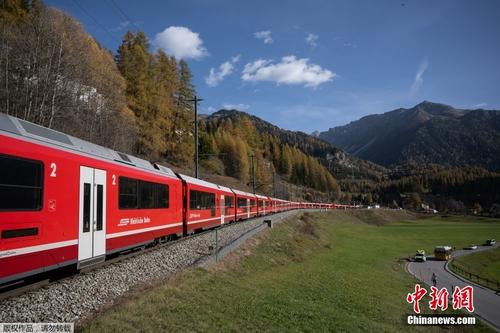 世界最長窄軌客運列車創(chuàng)吉尼斯世界紀(jì)錄