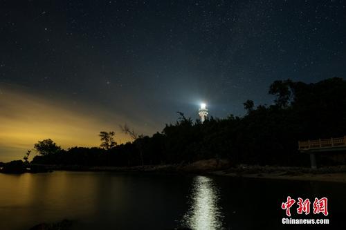 繁星閃爍絢麗多彩 海南文昌夏夜星空璀璨