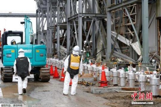 資料圖：日本東電重啟拆卸福島核電站一號(hào)機(jī)防擴(kuò)散罩工作,。圖為記者在東電福鳥(niǎo)第一核電站拍攝的現(xiàn)場(chǎng)情況,。