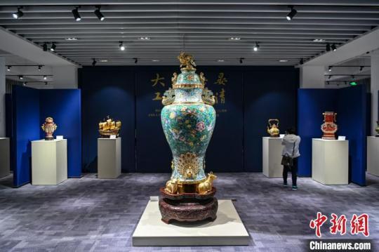 中國景泰藍(lán)藝術(shù)大展在暨南大學(xué)展出