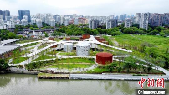 航拍小河公園 鮑圣慧 攝