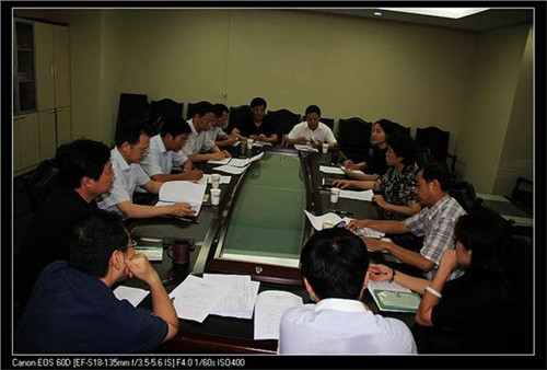 8月20日省僑辦副主任季俊秋一行赴鎮(zhèn)江對接2014“海外江蘇之友”活動