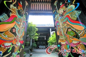 中國僑網(wǎng)祠堂都維護(hù)得很好,古風(fēng)猶存。(《廣州日報(bào)》/邱偉榮 攝)