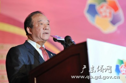 中國僑網(wǎng)吳銳成在第四屆江門世青會(huì)開幕式上致辭