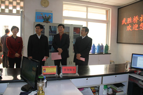 中國僑網(wǎng)山東省僑辦主任劉方會(huì)在濟(jì)寧武勝社區(qū)調(diào)研社區(qū)僑務(wù)工作,。