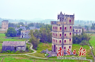 中國(guó)僑網(wǎng)代表稱此實(shí)驗(yàn)區(qū)有城市正準(zhǔn)備申報(bào),,江門應(yīng)盡快重新申報(bào),并加大推行力度,。(甘雁娜 攝)