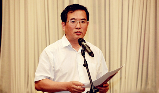 北京市僑辦主任劉春鋒在交流會(huì)致辭,倡議成立“海外華媒北京新觀察聯(lián)盟”,。