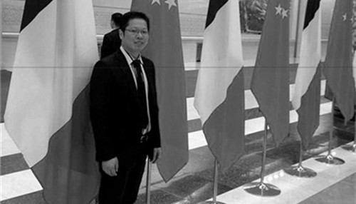 2014年1月27日,朱國棟受邀參加中法建交50周年宴會(huì)。