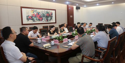 湖南湘潭召開(kāi)“發(fā)揮歸國(guó)留學(xué)人員‘雙創(chuàng)’作用”僑聯(lián)界別協(xié)商座談會(huì)議,。