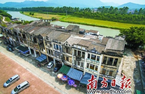 梅家大院,,其后方是大同河,,當(dāng)年華僑就是從這條河出發(fā),坐小船到外海再下南洋,。本版攝影:南方日?qǐng)?bào)記者