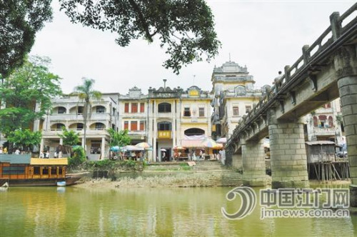 開平赤坎鎮(zhèn)因其特色騎樓聞名天下,。鄧國一