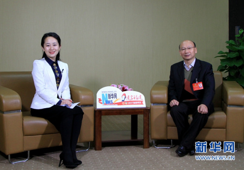 中國僑網(wǎng)福建省政協(xié)委員,、漳州市政協(xié)副主席陳少青作客新華網(wǎng)“兩會”訪談室,。新華網(wǎng) 肖和勇 攝