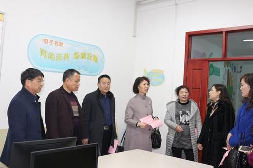 中國僑網(wǎng)連云港人大開展歸僑僑眷權(quán)益保護法實施情況調(diào)研 任云云 攝