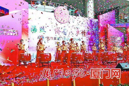 中國(guó)僑網(wǎng)市僑聯(lián)舉辦的“僑界聯(lián)歡節(jié)”活動(dòng),,已成為一年一度的僑界聯(lián)歡盛會(huì),,形成廣受好評(píng)的僑界活動(dòng)品牌,。