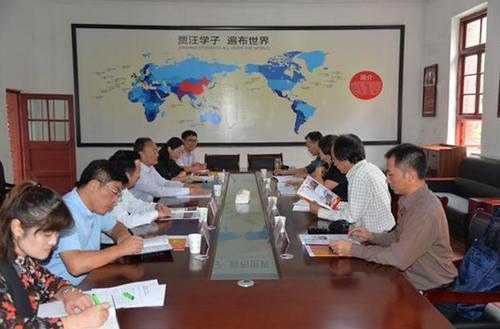 中國僑網(wǎng)“僑之家”建設(shè)座談會現(xiàn)場