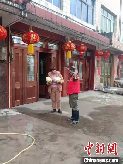 中國僑網(wǎng)回報(bào)家鄉(xiāng) 尹宇曉 攝