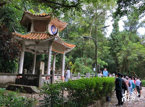 中國(guó)僑網(wǎng)日前,,20余家主流媒體走進(jìn)江門臺(tái)山,,尋訪“飛虎隊(duì)”故事,。