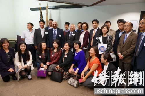 中國僑網(wǎng)15日出席美西亞裔社團(tuán)聯(lián)合新聞發(fā)布會的部分代表,。(美國僑報(bào) 邱晨 攝)
