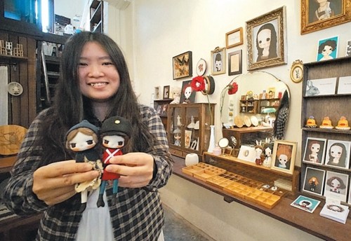 對于手工藝品非常熱枕的楊美音,,