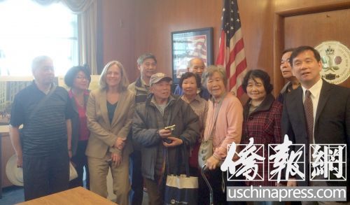 華裔老人集體陳情法拉盛急需平價(jià)房屋,。(美國(guó)《僑報(bào)》/宋旸