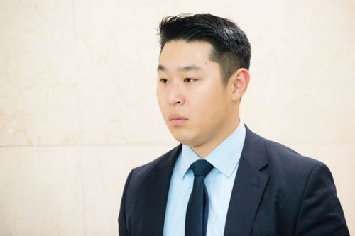 前警員梁彼得,。(美國(guó)《僑報(bào)》)
