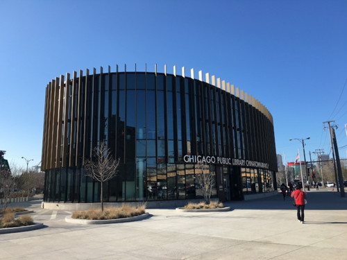 芝加哥華埠圖書館,,12日名列美國(guó)建筑師協(xié)會(huì)與美國(guó)圖書館協(xié)會(huì)所評(píng)選出的2016年最佳圖書館,。(美國(guó)《世界日?qǐng)?bào)》/黃惠玲