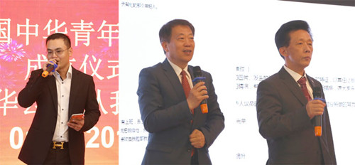 首屆會長陳光榮致辭(左),丁殿國一秘代表中國駐法使館領事部對協(xié)會成立表示祝賀(中),,王加清代表僑界祝賀(右),。(《歐洲時報》/孔帆