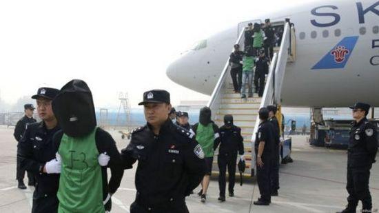 4月13日,,非洲肯尼亞將45名涉電訊詐騙案的臺(tái)灣人遣送中國(guó)大陸,。