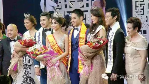 2016年菲華先生、菲華小姐選拔賽結(jié)果7月31日晚間出爐,,由現(xiàn)年20歲的王漢民(前左5)拿下菲華先生頭銜