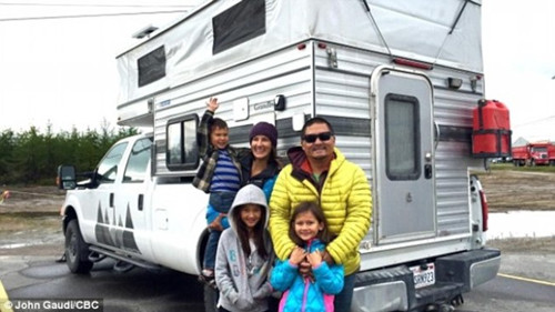 網(wǎng)頁開發(fā)員林丹一家五口,,目前開著自己的“Airstream”露營車,,剛剛完成對加拿大“Labrador”的冒險之旅,。(美國《世界日報》)