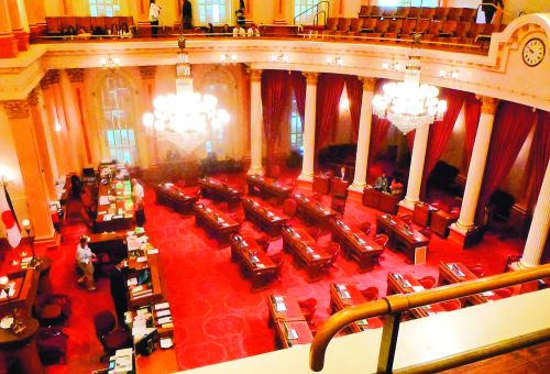 中國僑網加州參議會,。(美國僑報網網絡圖片)