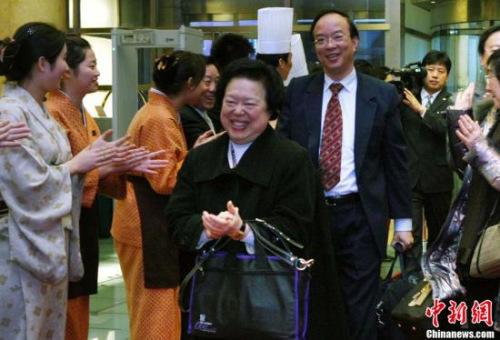 中國僑網資料圖:譚惠珠,。中新社發(fā) 宋吉河 攝