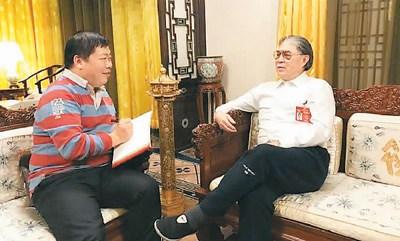中國僑網(wǎng)霍震霆,。(《人民日報》記者/翁團(tuán)偉 攝)