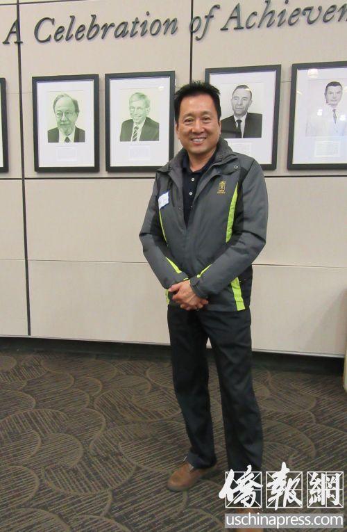 中國僑網(wǎng)亞凱迪亞市戴議員非常關(guān)注事件進展。(美國《僑報》/翁羽 攝)