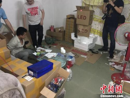 中國僑網(wǎng)粵港澳警方聯(lián)打跨境涉毒涉黑犯罪,兩天破刑案300余起 警方供圖