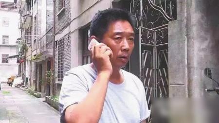 中國(guó)僑網(wǎng)章瑩穎父親章榮高。
