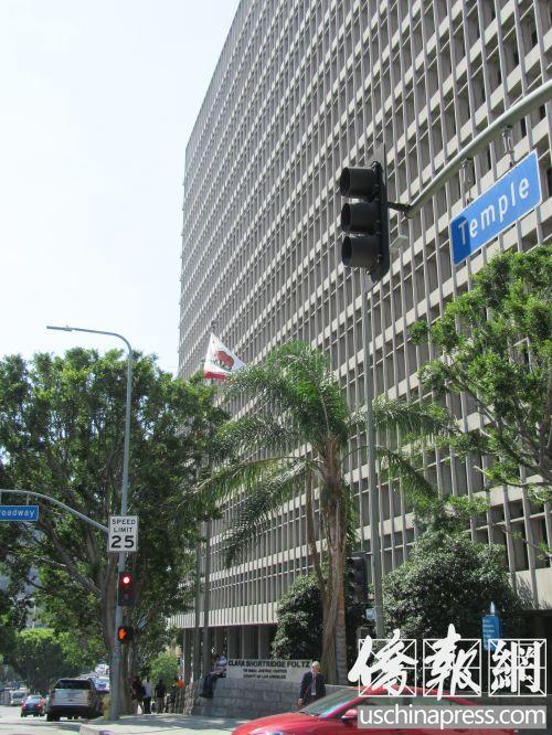 中國僑網(wǎng)洛杉磯市刑事法院,。(美國《僑報(bào)》/翁羽 攝)