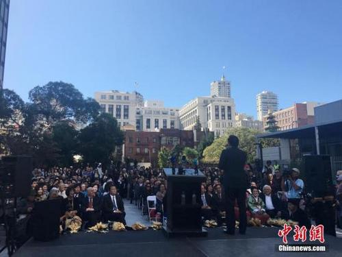 中國僑網當地時間9月22日,,美國舊金山市圣瑪麗廣場,,慰安婦雕像揭幕儀式隆重舉行,這也是美國主要大城市第一座慰安婦雕像,。 中新社記者 劉丹 攝